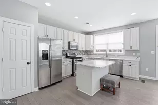 15676 Avocet Loop, Woodbridge, VA 22191 - Photo 4