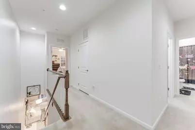 6908 Kona Drive, Gainesville, VA 20155 - Photo 20