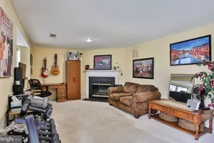 5111 Lands End Ct, Dumfries, VA 22025 - Photo 22