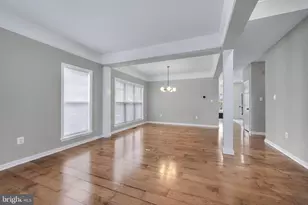 4925 Breeze Way, Dumfries, VA 22025 - Photo 12