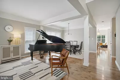 4925 Breeze Way, Dumfries, VA 22025 - Photo 10