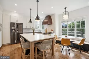 4925 Breeze Way, Dumfries, VA 22025 - Photo 4