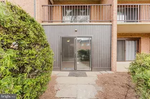 10627 Provincial Dr, Manassas, VA 20109 - Photo 2