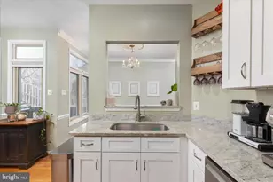 124 E Colonial Dr, Occoquan, VA 22125 - Photo 12