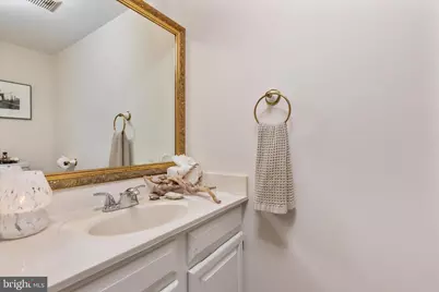 124 E Colonial Drive, Occoquan, VA 22125 - Photo 14