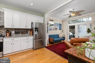 124 E Colonial Dr, Occoquan, VA 22125 - Photo 8