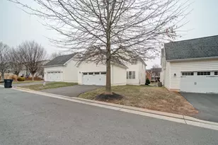 4748 Glass Mountain Way, Haymarket, VA 20169 - Photo 8