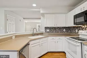 14324 Springfield Ct, Gainesville, VA 20155 - Photo 20