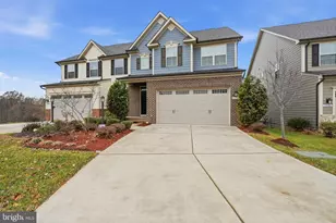 2252 Red Pine Loop, Dumfries, VA 22026 - Photo 2