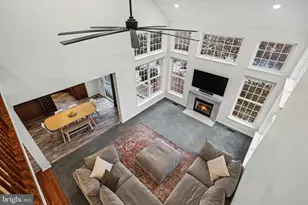 19201 Buna St, Triangle, VA 22172 - Photo 2