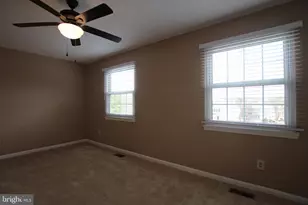 16252 Taconic Cir, Dumfries, VA 22025 - Photo 12