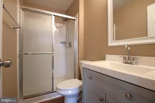 16252 Taconic Cir, Dumfries, VA 22025 - Photo 14