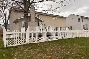 10410 Labrador Loop, Manassas, VA 20112 - Photo 2