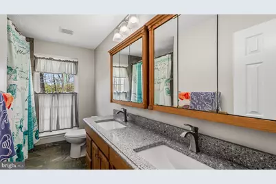 13104 Holly Leaf Court, Woodbridge, VA 22192 - Photo 28