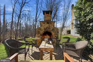 8151 Cancun Ct, Gainesville, VA 20155 - Photo 48