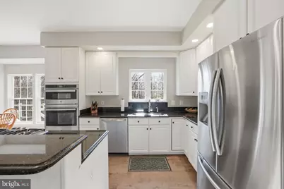 8151 Cancun Court, Gainesville, VA 20155 - Photo 18