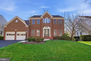 8151 Cancun Ct, Gainesville, VA 20155 - Photo 1