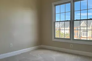 6920 Stanwick Square, Gainesville, VA 20155 - Photo 24