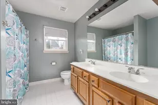 5568 Roundtree Dr, Woodbridge, VA 22193 - Photo 40