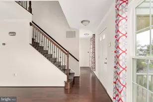 5568 Roundtree Dr, Woodbridge, VA 22193 - Photo 48