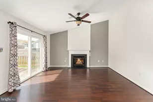 5568 Roundtree Dr, Woodbridge, VA 22193 - Photo 20