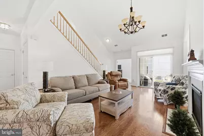 6828 Derby Run Way, Gainesville, VA 20155 - Photo 12