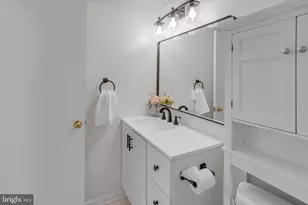 1521 Colonial Dr, Woodbridge, VA 22192 - Photo 18