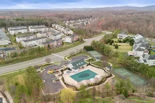 15918 Mackenzie Manor Dr, Haymarket, VA 20169 - Photo 8