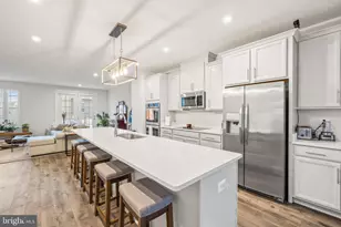 10572 Waterbury Woods Way, Manassas, VA 20112 - Photo 10