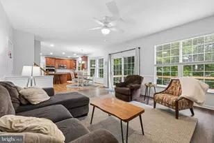 15566 Toddsbury Ln, Manassas, VA 20112 - Photo 18