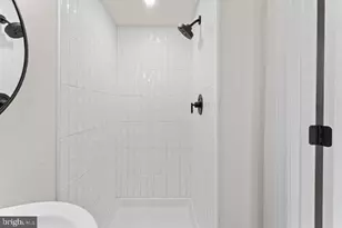 4612 Charlton Ct, Woodbridge, VA 22193 - Photo 30