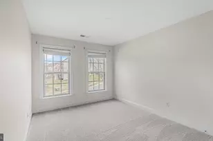 5664 Liberty Manor Cir, Woodbridge, VA 22193 - Photo 20