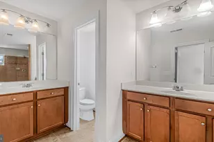 5664 Liberty Manor Cir, Woodbridge, VA 22193 - Photo 32