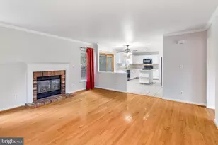 15385 Bevanwood Dr, Woodbridge, VA 22193 - Photo 22