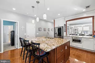 17322 Four Seasons Dr, Dumfries, VA 22025 - Photo 10