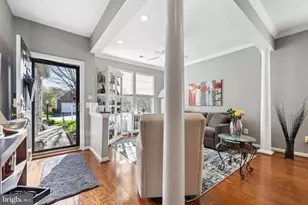 17322 Four Seasons Dr, Dumfries, VA 22025 - Photo 4