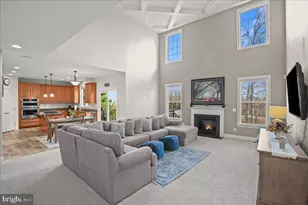 9141 Autumn Glory Ln, Bristow, VA 20136 - Photo 2