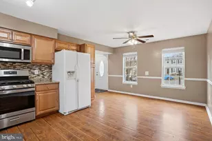 14367 Springbrook Ct, Woodbridge, VA 22193 - Photo 8