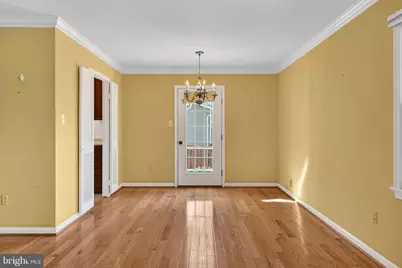 7510 Roxbury Avenue, Manassas, VA 20109 - Photo 12