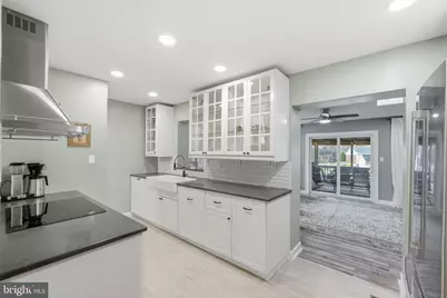 2101 York Drive, Woodbridge, VA 22191 - Photo 8