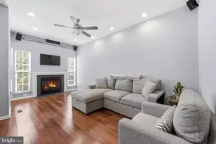 14231 Hunters Run Way, Gainesville, VA 20155 - Photo 16