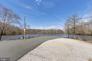 2810 Cambridge Dr, Woodbridge, VA 22192 - Photo 44