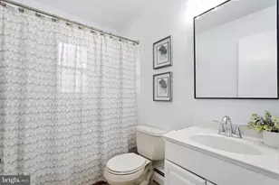 4422 Hamilton Dr, Woodbridge, VA 22193 - Photo 22