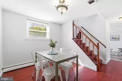 4422 Hamilton Drive, Woodbridge, VA 22193 - Photo 4