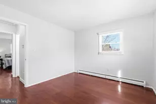 4422 Hamilton Dr, Woodbridge, VA 22193 - Photo 18