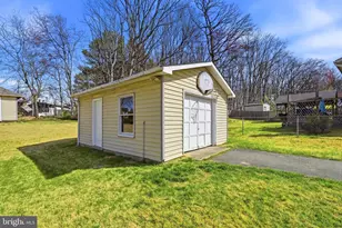 4422 Hamilton Dr, Woodbridge, VA 22193 - Photo 26