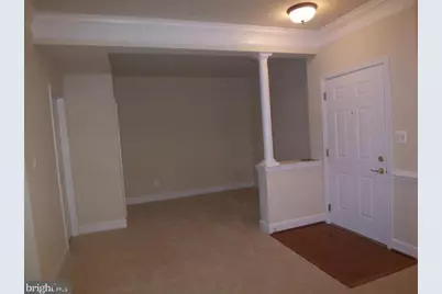 7065 Heritage Hunt Drive, Gainesville, VA 20155 - Photo 10