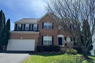 15557 Allaire Dr, Gainesville, VA 20155 - Photo 2