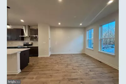 17988 Alicia Avenue, Dumfries, VA 22026 - Photo 4