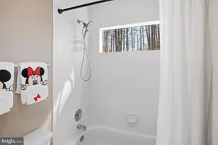 3937 Leaf Lawn Ln, Woodbridge, VA 22192 - Photo 28